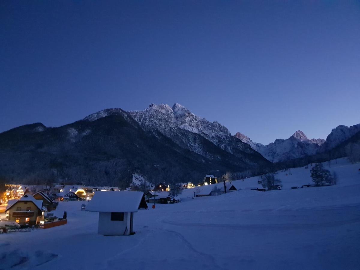 Apartma Kurji Vrh - Chicken Top Kranjska Gora Kültér fotó